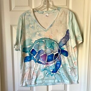 Sea Turtle Graphic V-Neck T-Shirt